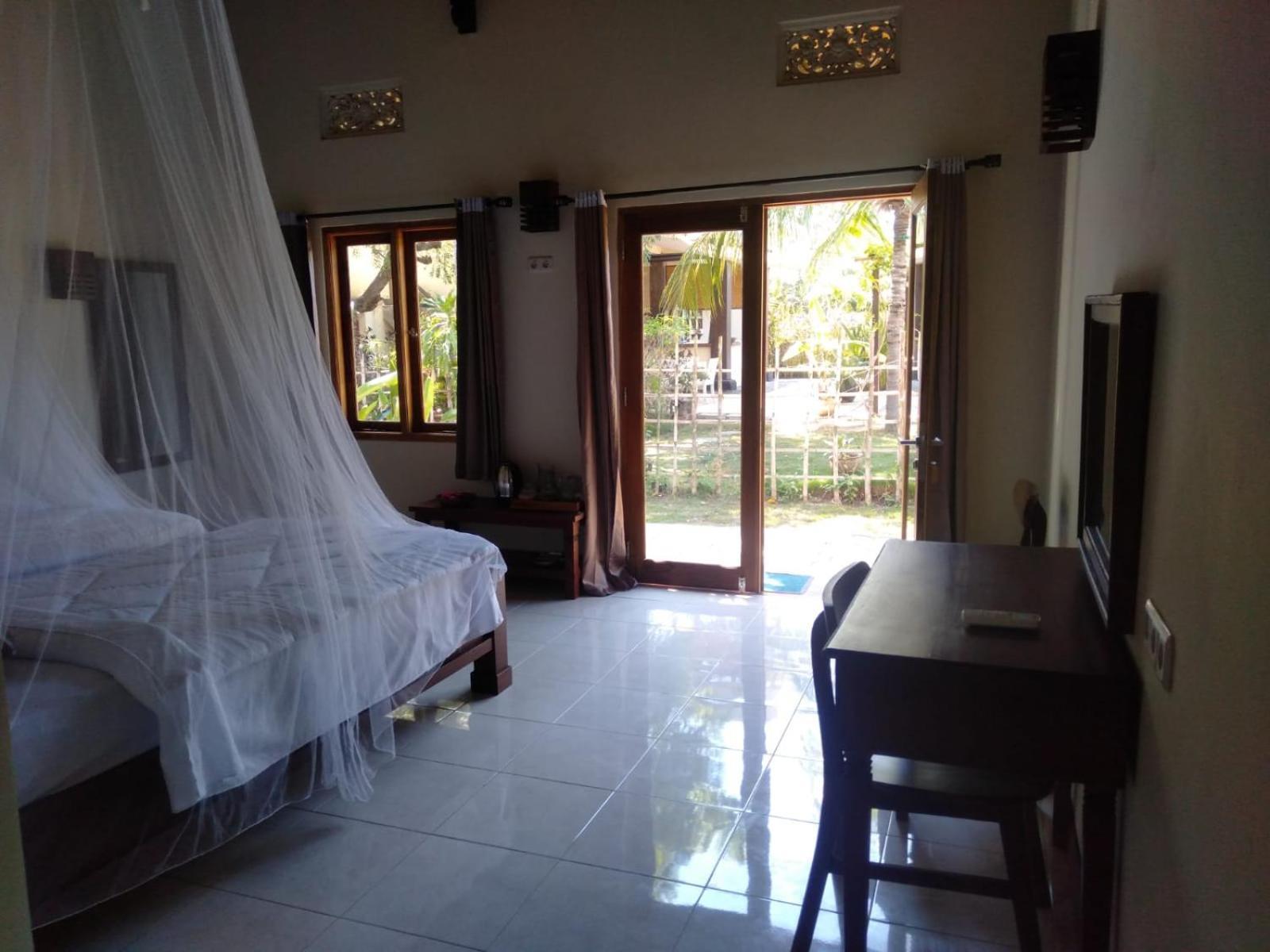 Hotel Batu Ampar Menjangan Banyuwedang Zewnętrze zdjęcie
