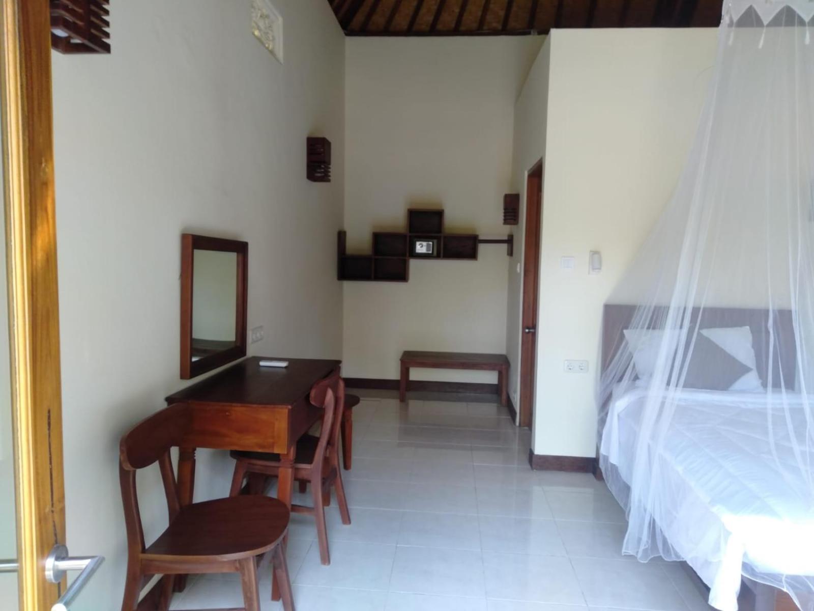 Hotel Batu Ampar Menjangan Banyuwedang Zewnętrze zdjęcie