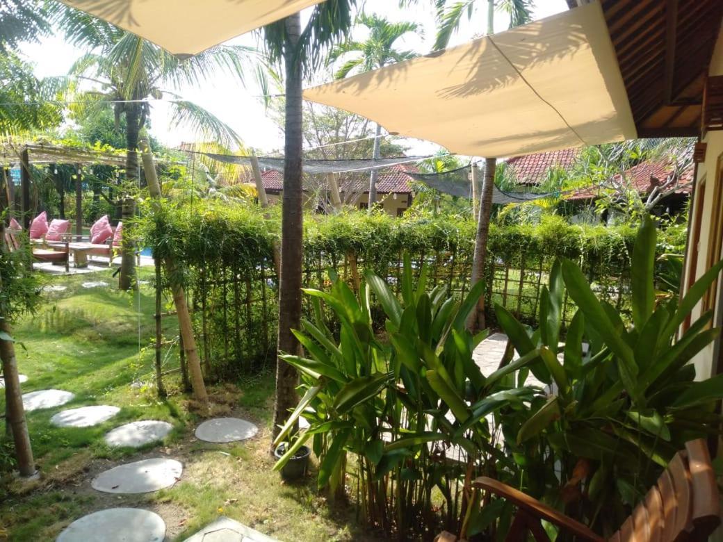 Hotel Batu Ampar Menjangan Banyuwedang Zewnętrze zdjęcie